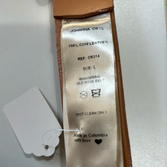 Johana Ortiz buckle leather belt main image 7